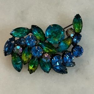 Stunning Vintage Kramer Blue Green Rhinestone Brooch Pin -signed